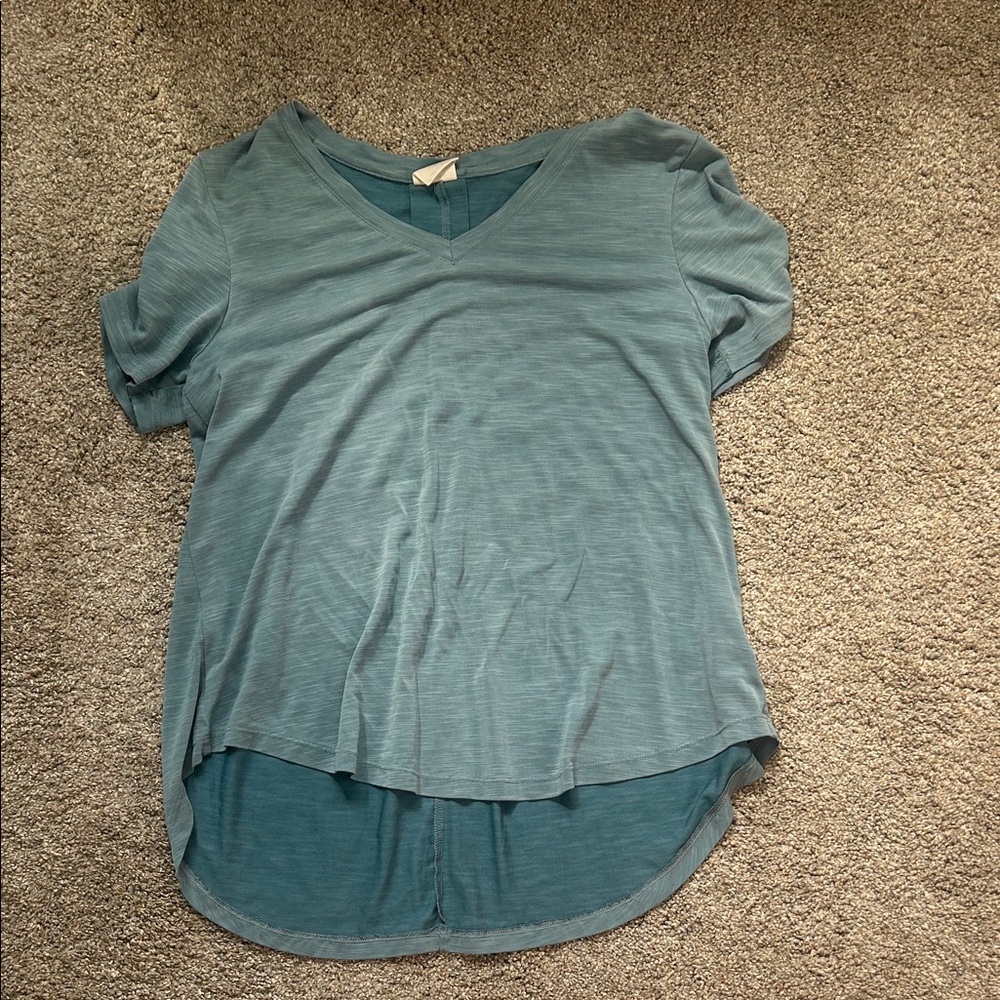 Mod Ref Blue V-Neck Short Sleeve Top